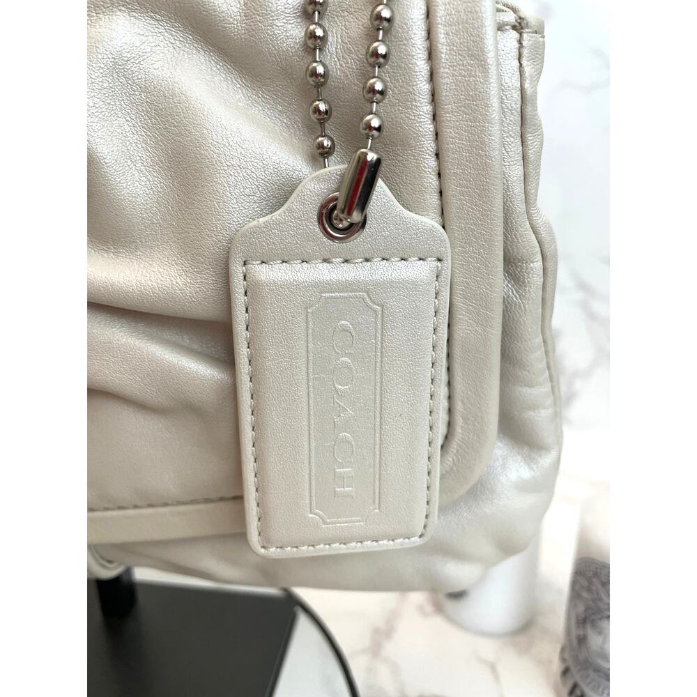 Coach Metallic Cream/Off-White Colored Soft Pleated Leather Shoulder Bag EUC - Picture 4 of 11